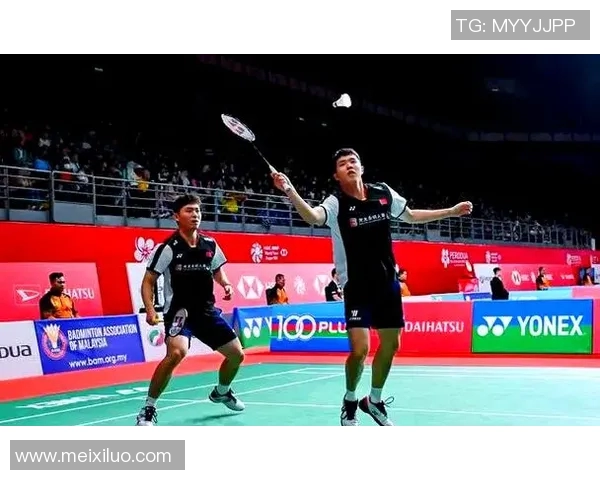 羽毛球战术解析：上海羽毛球队灵活转换体系的深度剖析与应用