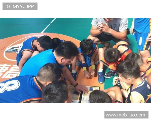 成都篮球队在联合会杯中的耐力表现分析与精彩瞬间回顾 成都篮球队在联合会杯中的耐力表现分析与精彩瞬间回顾