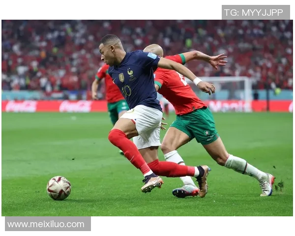 现役足球明星身高揭秘谁是绿茵场上的最高者 现役足球明星身高揭秘谁是绿茵场上的最高者